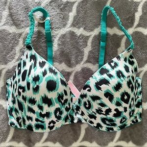 Victoria Secret PINK push up bra
